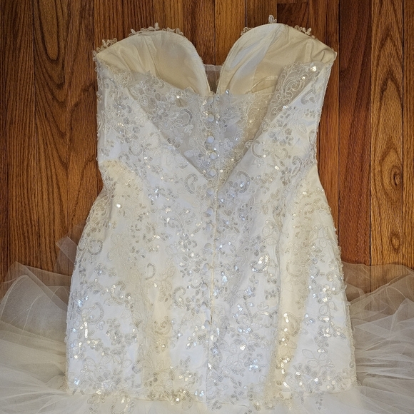 NWOT strapless mermaid bridal gown - Picture 6 of 10